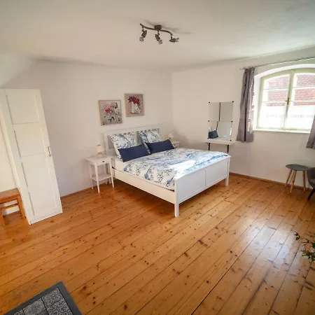 Gæstehus Dum U Barvire 3*