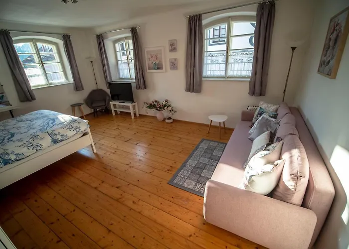 Dum U Barvire Gæstehus 3*